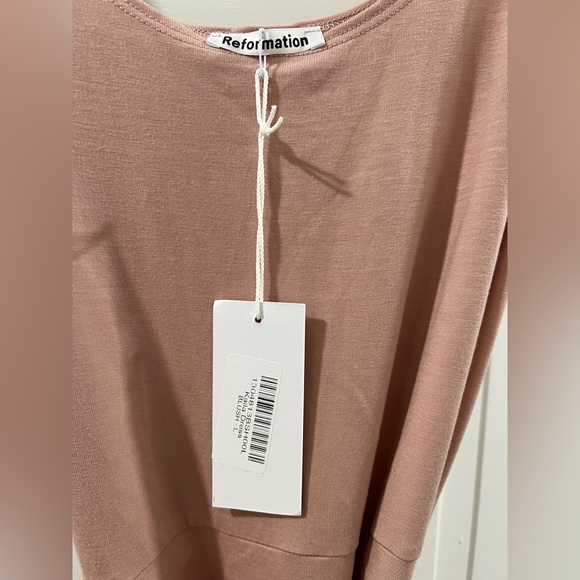 NWT Reformation Kaila Midi Wrap Dress in Blush - Picture 5 of 9